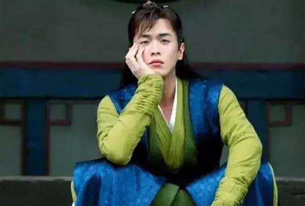 《庆余年》中范闲胸藏百万诗书,为何独选杜甫这首当自己成名作